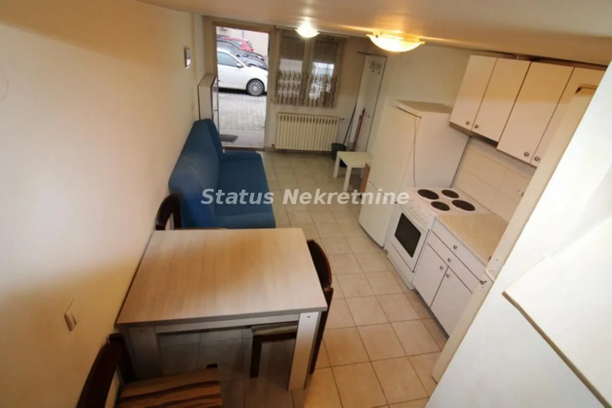 Prodaja, jednosoban stan, 31m², Nova Detelinara, Novi Sad Sve Podlokacije