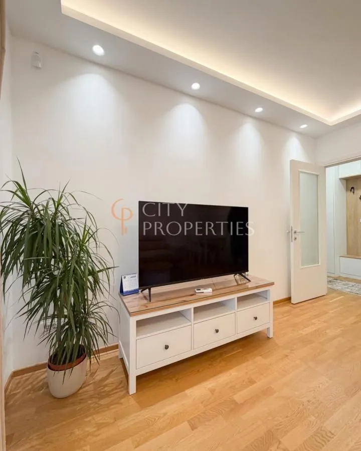 Izdavanje, stan, 50m², City Kvart, Podgorica