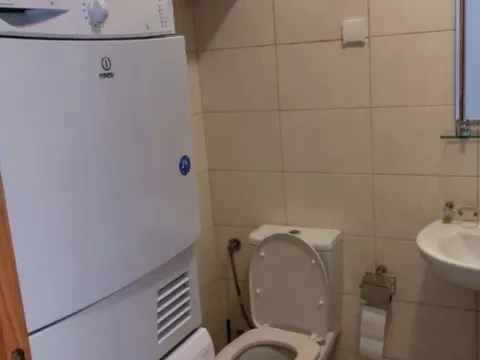 Izdavanje, dvosoban stan, 56m², Stari Aerodrom, Podgorica - image 6