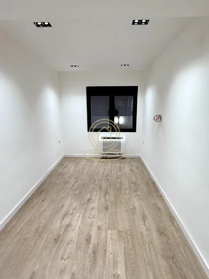 Sale, three bedroom apartment, 64m², Medijana, Niš