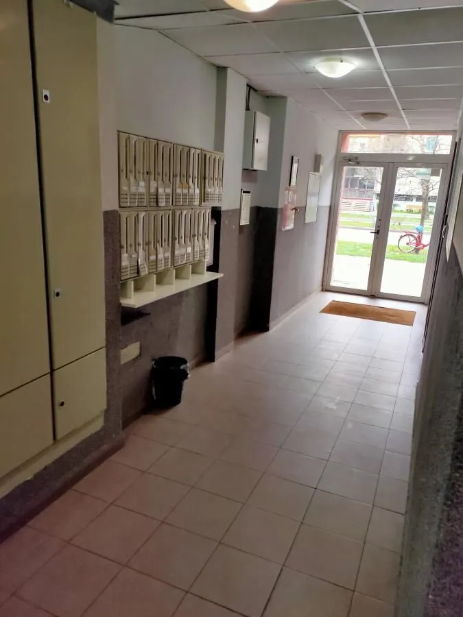Izdavanje, četvorosoban stan, 103m², Nova Detelinara, Novi Sad Sve Podlokacije