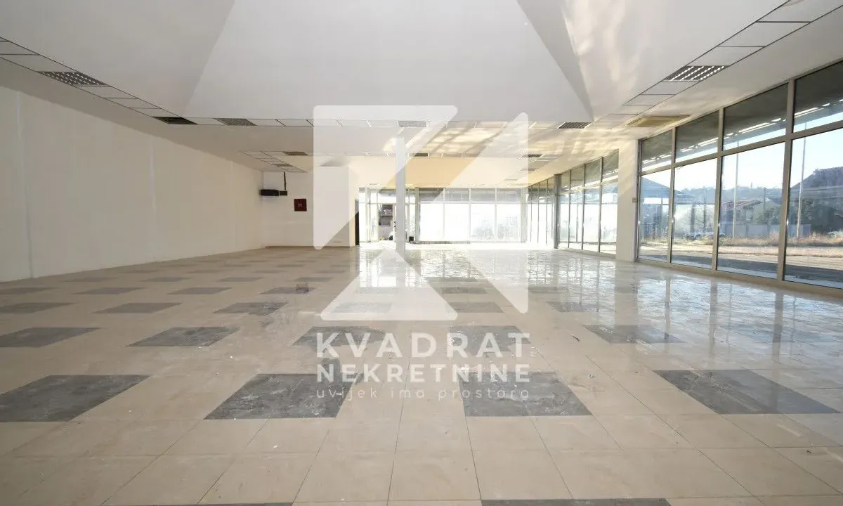 Izdavanje, poslovni prostor, 282m², Masline, Podgorica