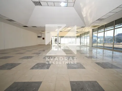 Izdavanje, poslovni prostor, 282m², Masline, Podgorica - image 1