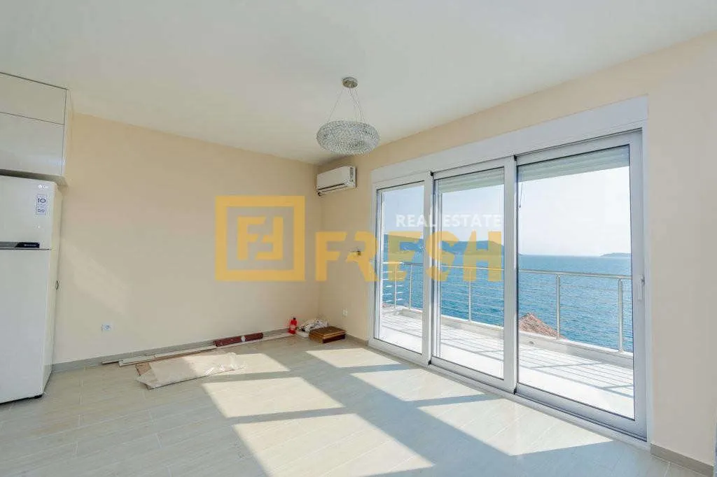 Prodaja, kuća, 200m², Herceg Novi, Crna Gora
