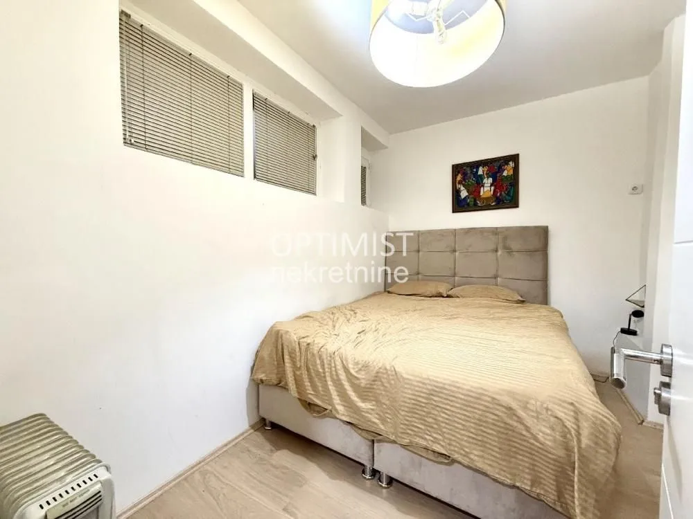 Rent, one bedroom apartment, 32m², Stari Grad, Beograd