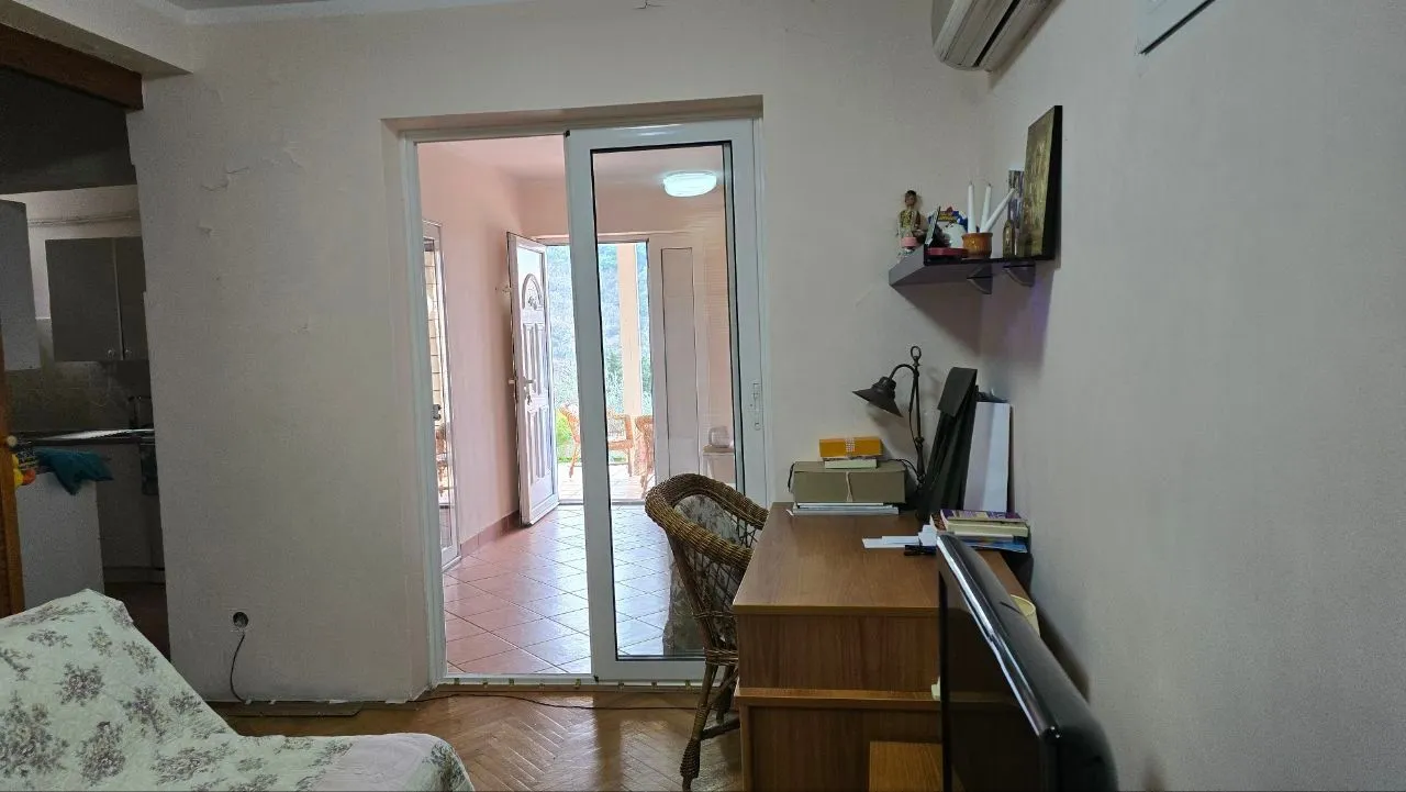 Prodaja, dvosoban stan, 56m², Petrovac, Budva