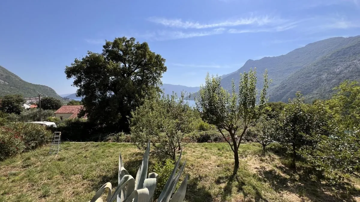 Prodaja, kuća, 72m², Risan, Kotor