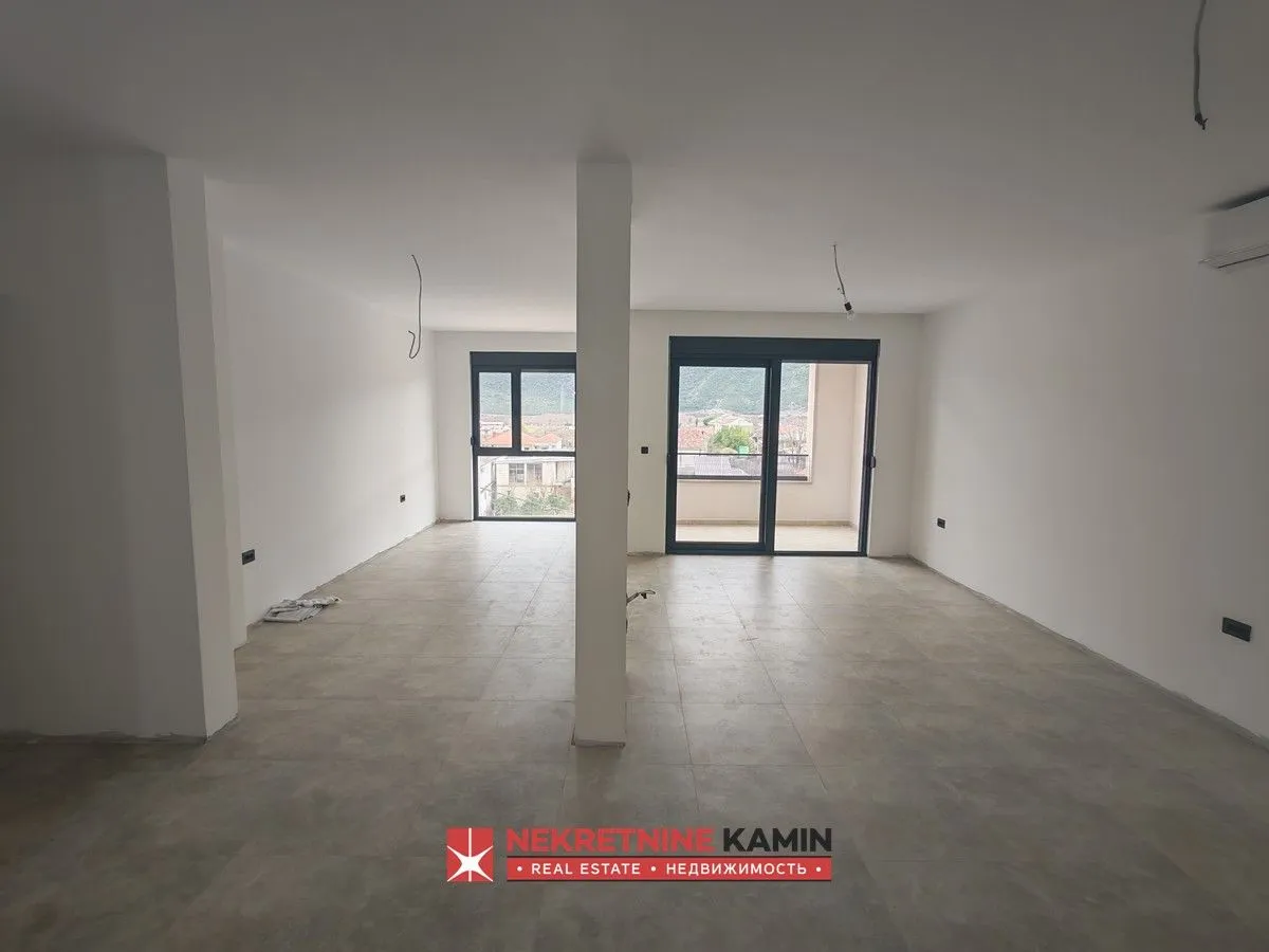 Prodaja, trosoban stan, 121m², Lastva Grbaljska, Kotor