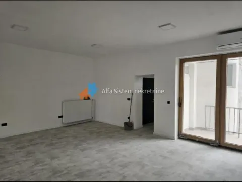 Izdavanje, poslovni prostor, 121m², Vračar Sve Podlokacije, Beograd - image 4