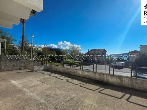 Prodaja, poslovni prostor, 58m², Baošići, Herceg Novi - image 2