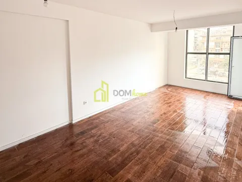 Prodaja, dvosoban stan, 67m², Stari Aerodrom, Podgorica - image 2