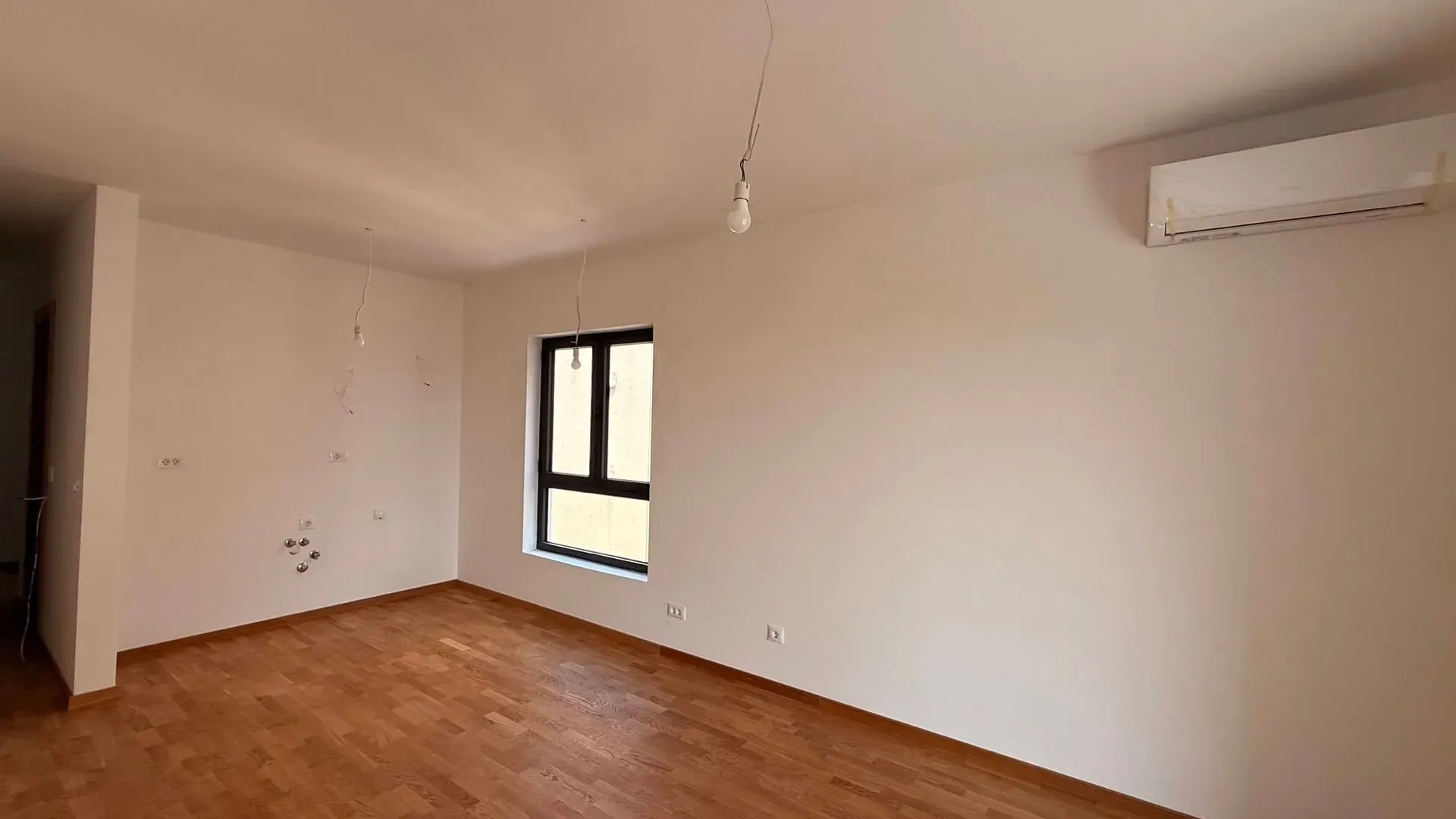 Sale, two bedroom apartment, 64m², Bečići, Budva