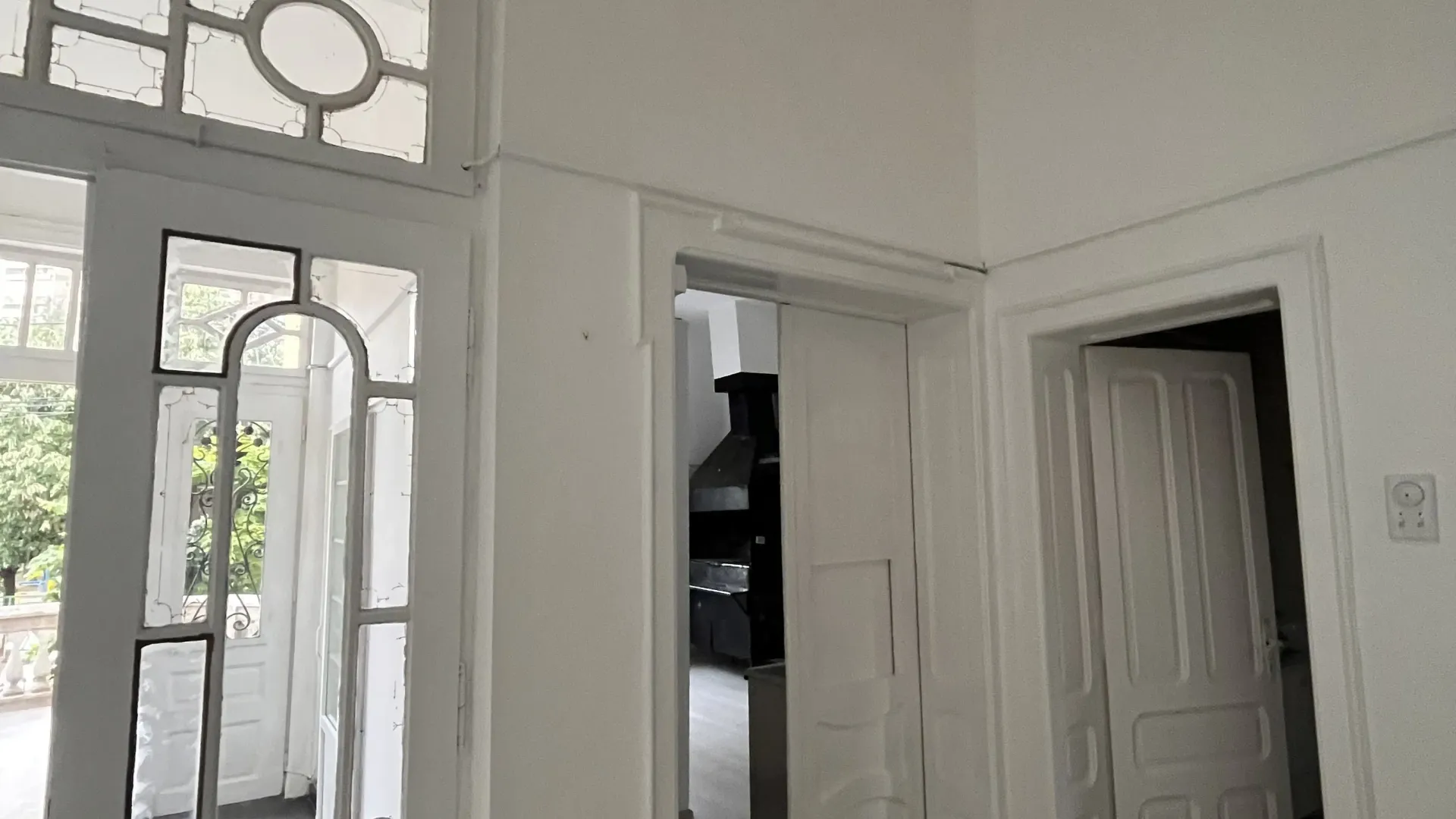 Izdavanje, poslovni prostor, 100m², Centar, Leskovac