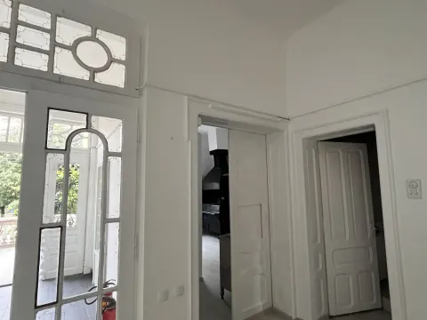 Izdavanje, poslovni prostor, 100m², Centar, Leskovac - image 11