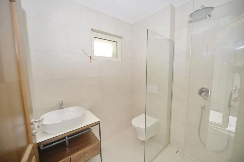 Prodaja, četvorosoban stan, 123m², Herceg Novi, Crna Gora