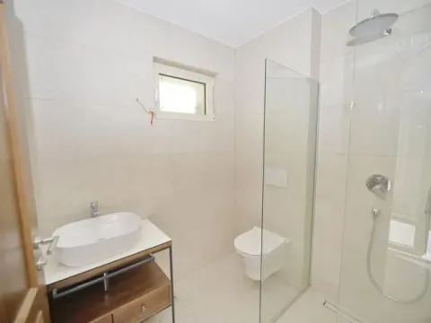 Prodaja, četvorosoban stan, 123m², Herceg Novi, Crna Gora - image 16