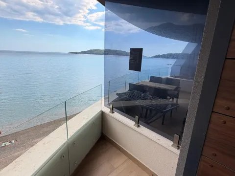 Sale, two bedroom apartment, 75m², Rafailovići, Budva - image 10