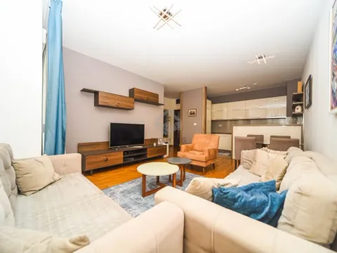 Prodaja, dvosoban stan, 63m², City Kvart, Podgorica - image 2