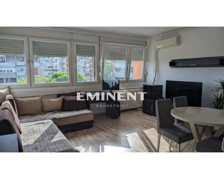 Rent, two bedroom apartment, 47m², Novi Beograd Blok 45, Novi Beograd Sve Podlokacije