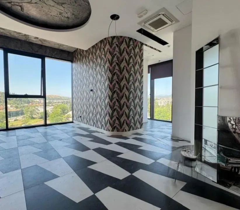 Izdavanje, poslovni prostor, 120m², Preko Morače, Podgorica