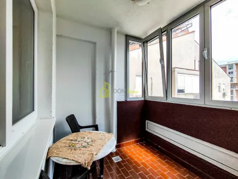 Izdavanje, četvorosoban stan, 95m², Blok 6, Podgorica - image 5