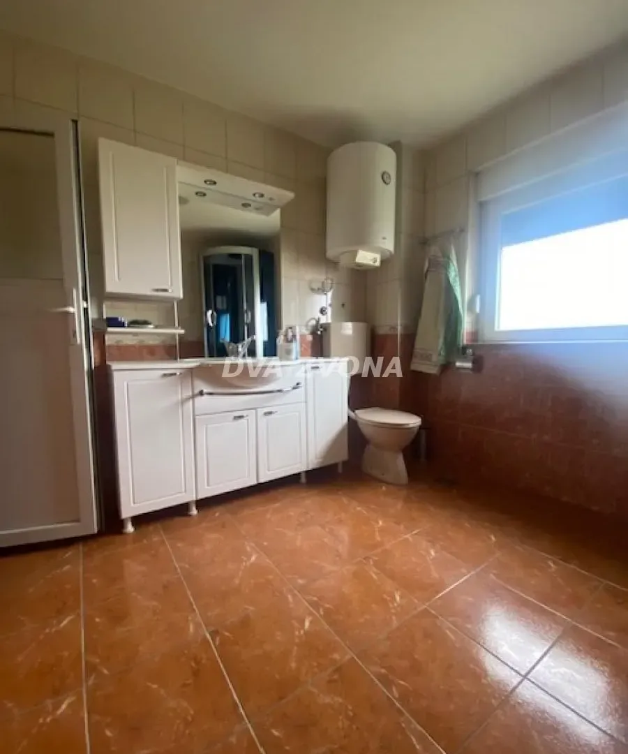 Prodaja, kuća, 93m², Čortanovci, Inđija