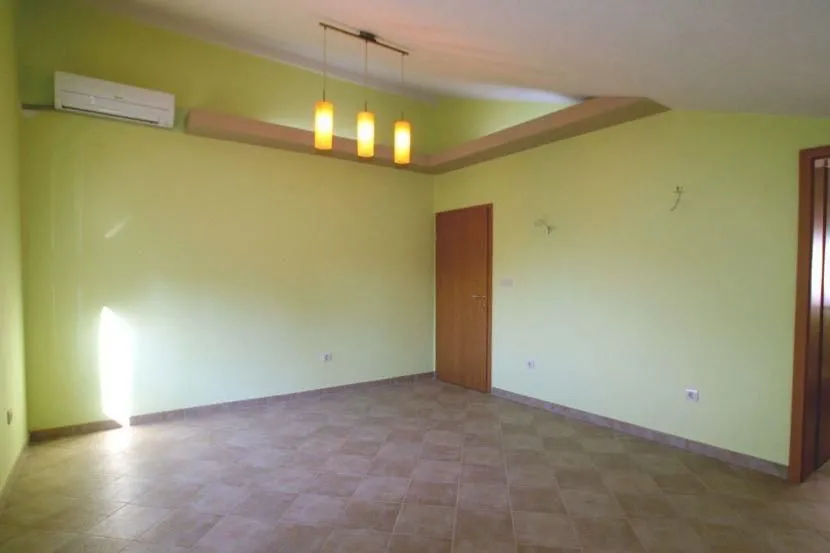 Prodaja, kuća, 218m², Opatovo, Tivat