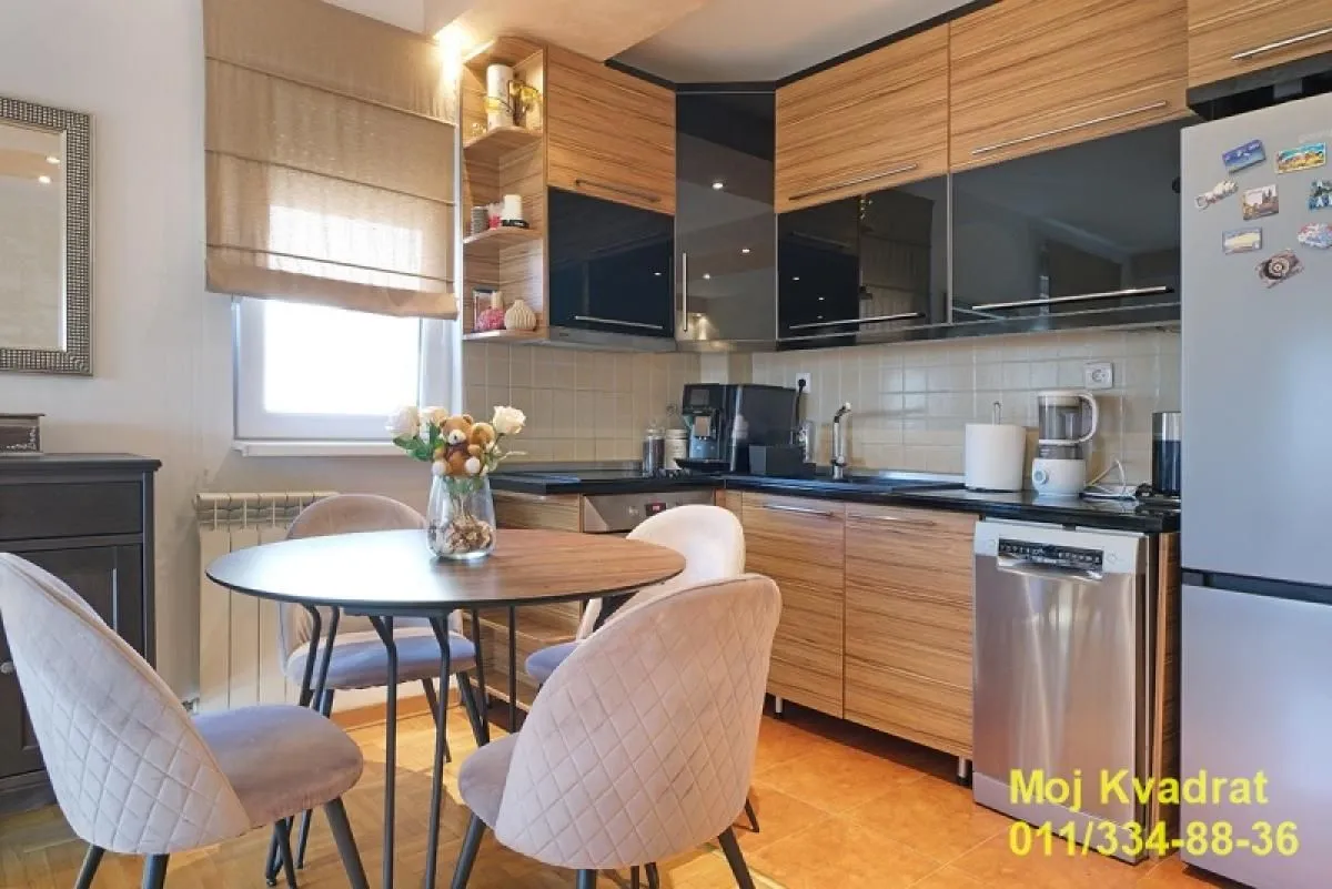 Sale, three bedroom apartment, 61m², Filmski Grad, Beograd