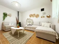 Izdavanje, kuća, 60m², Obzovica, Cetinje - image 1