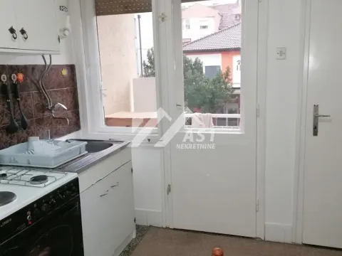 Izdavanje, dvosoban stan, 60m², Sajam, Novi Sad Sve Podlokacije - image 4