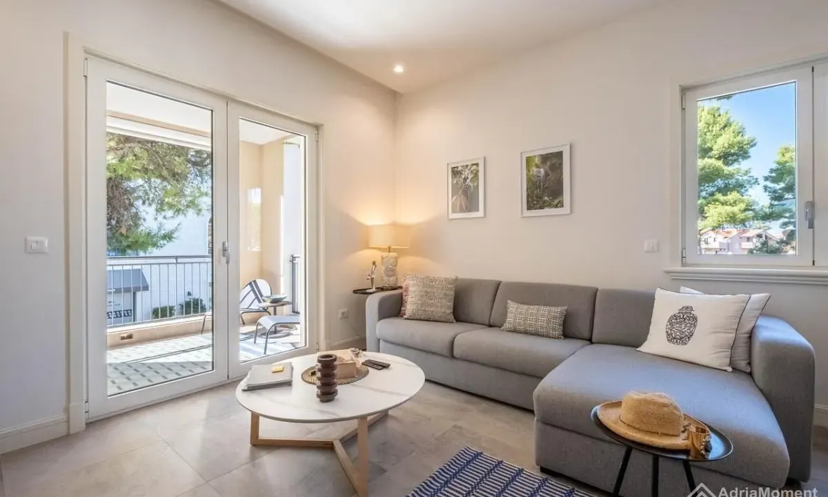 Prodaja, jednosoban stan, 57m², Radovići, Tivat