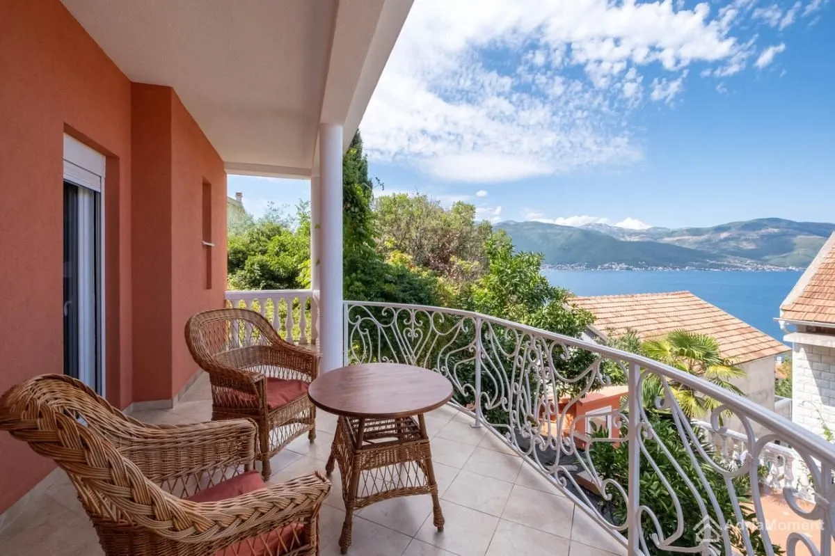 Sale, house, 89m², Krašići, Tivat