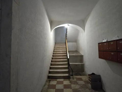 Prodaja, stan, 72m², Kotor, Crna Gora - image 5