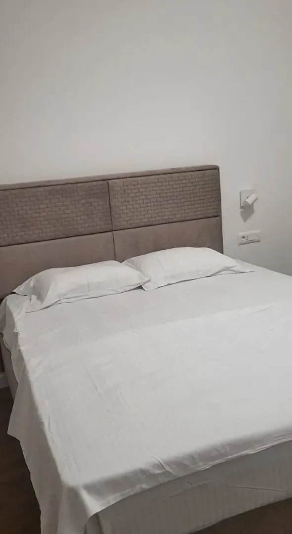 Rent, one bedroom apartment, 55m², Stari Aerodrom, Podgorica
