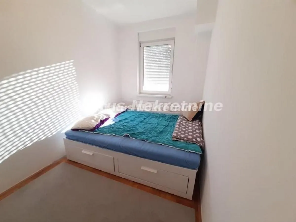 Izdavanje, jednosoban stan, 40m², Nova Detelinara, Novi Sad Sve Podlokacije