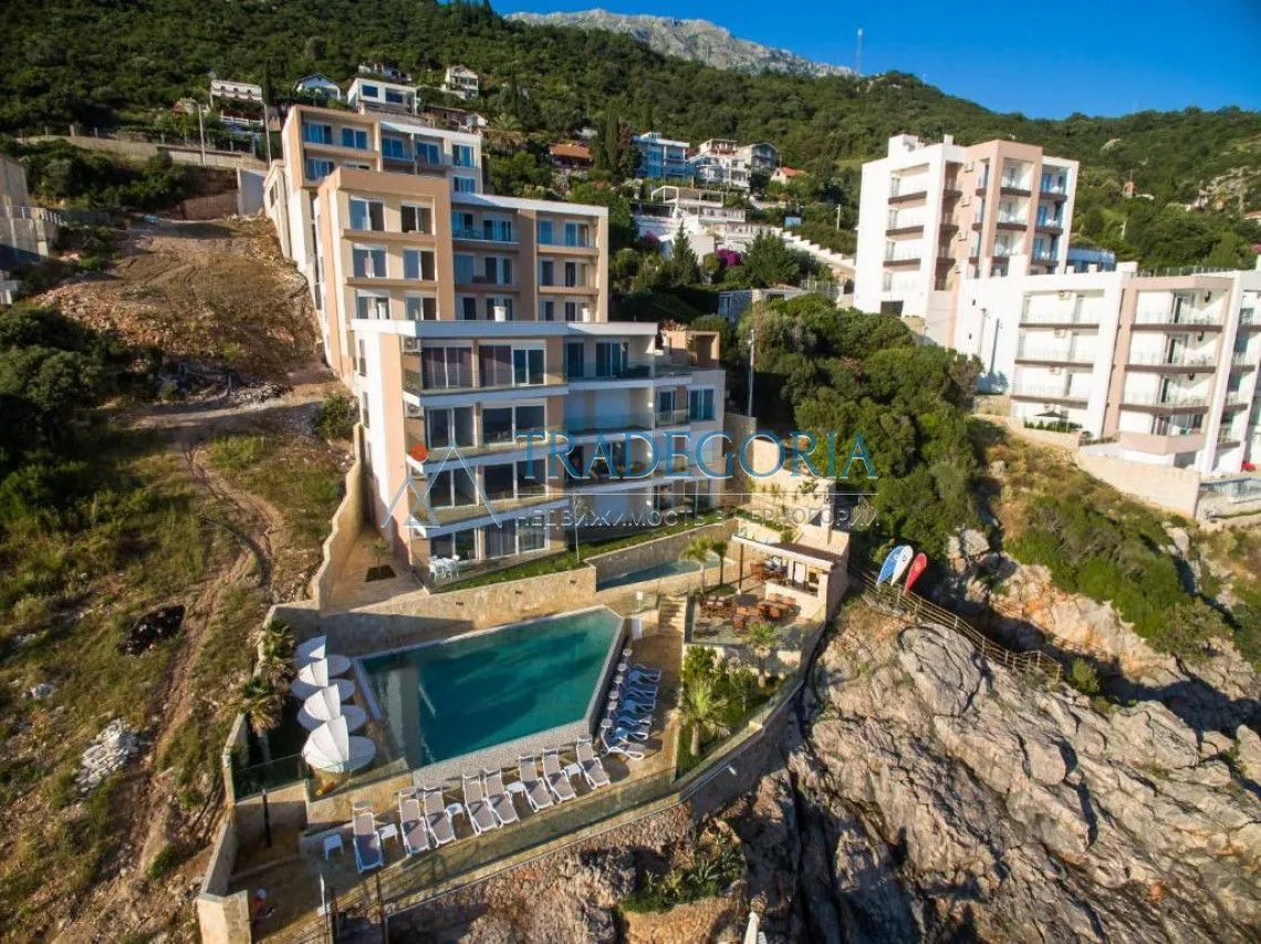Prodaja, dvosoban stan, 83m², Dobra Voda, Bar