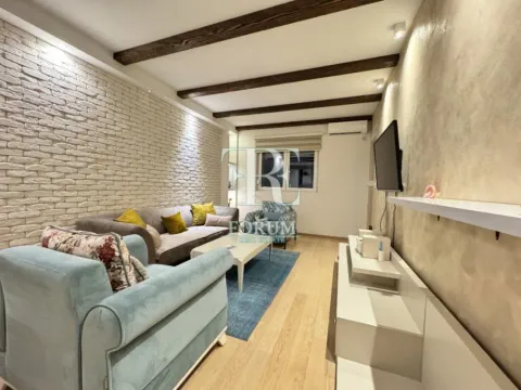 Rent, two bedroom apartment, 71m², City Kvart, Podgorica - image 5