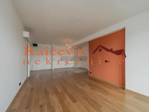 Prodaja, trosoban stan, 84m², Voždovac Sve Podlokacije, Beograd - image 3