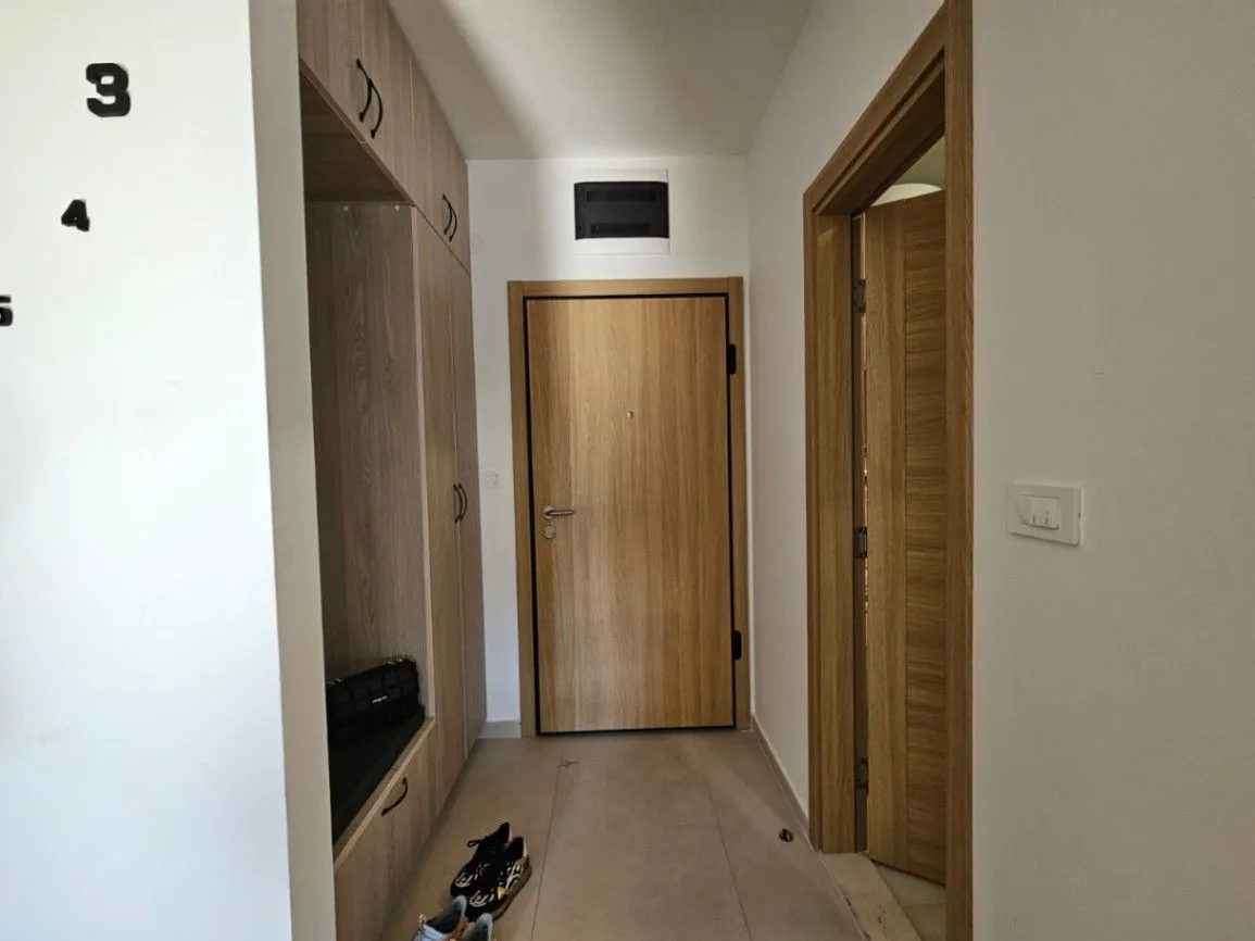 Izdavanje, jednosoban stan, 45m², New City, Podgorica