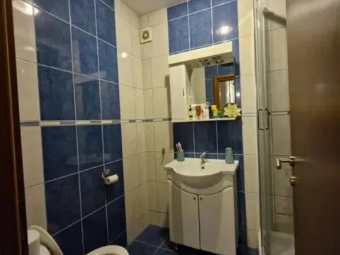 Prodaja, jednosoban stan, 39m², Centar, Tivat - image 9