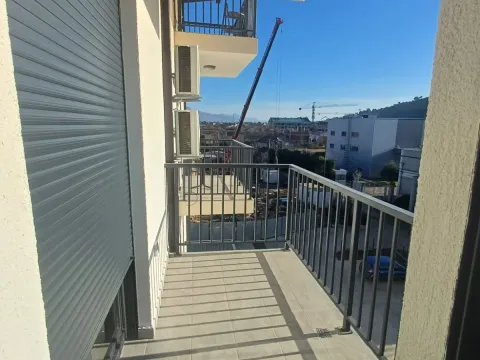 Prodaja, jednosoban stan, 40m², Zabjelo, Podgorica - image 14