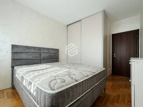 Rent, one bedroom apartment, 43m², Stari Aerodrom, Podgorica - image 12