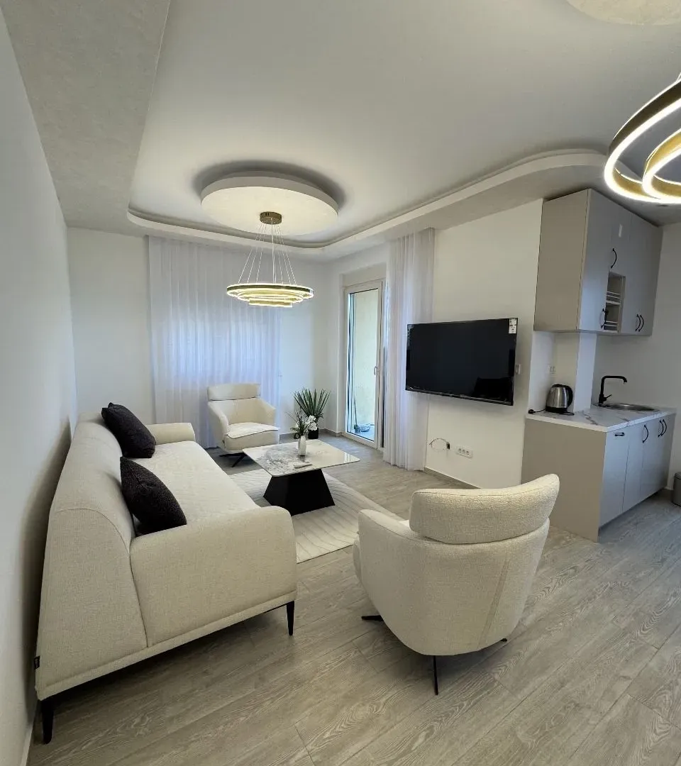 Sale, two bedroom apartment, 74m², Bečići, Budva