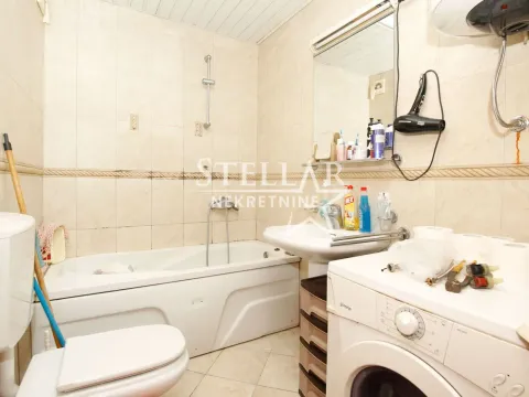 Izdavanje, jednosoban stan, 45m², Stari Aerodrom, Podgorica - image 9