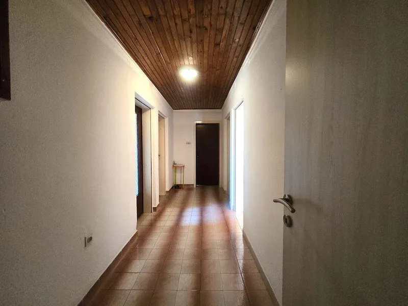 Prodaja, kuća, 300m², Zagorič, Podgorica