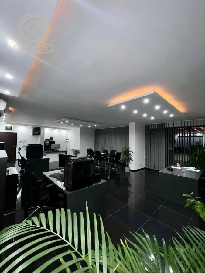 Sale, office space, 284m², Šumice, Beograd