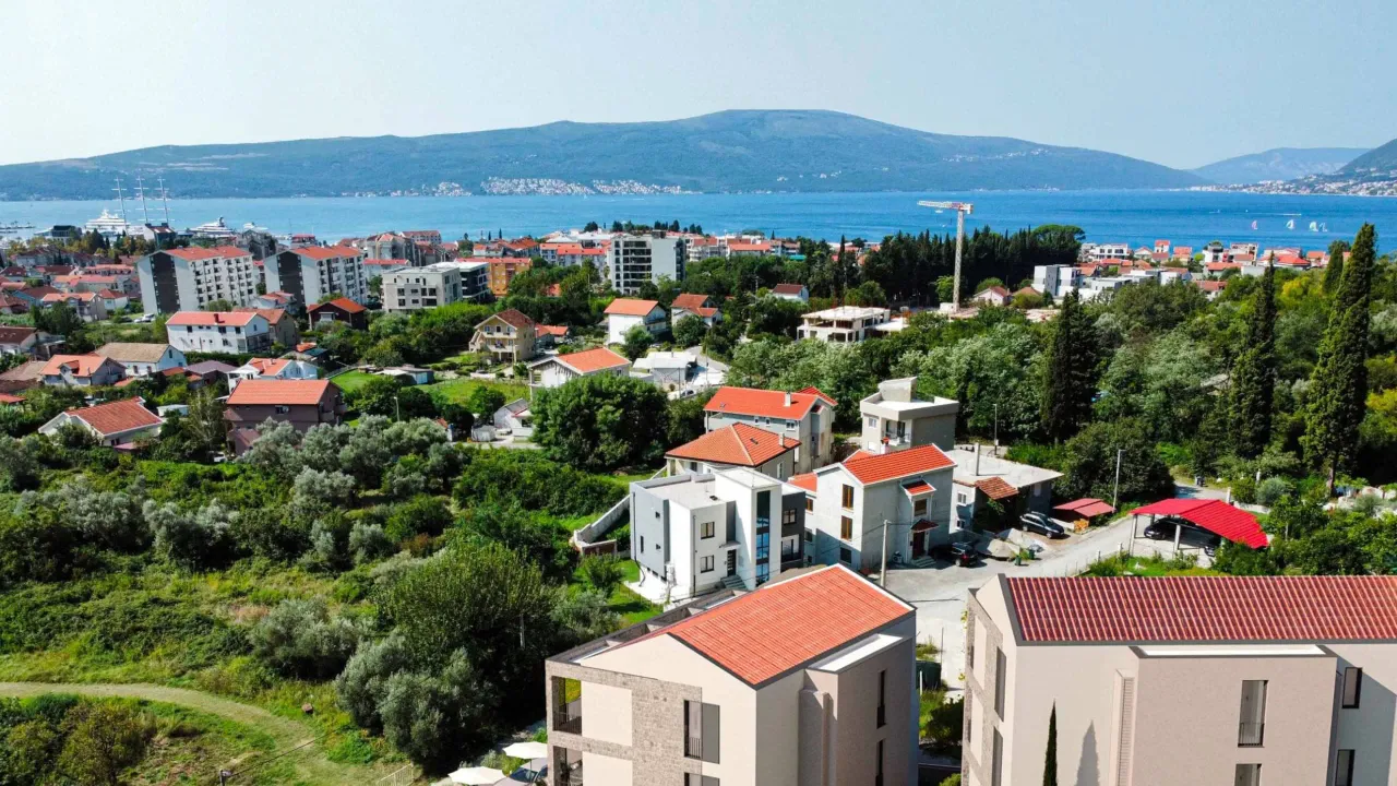Prodaja, stan, 46m², Tivat, Crna Gora