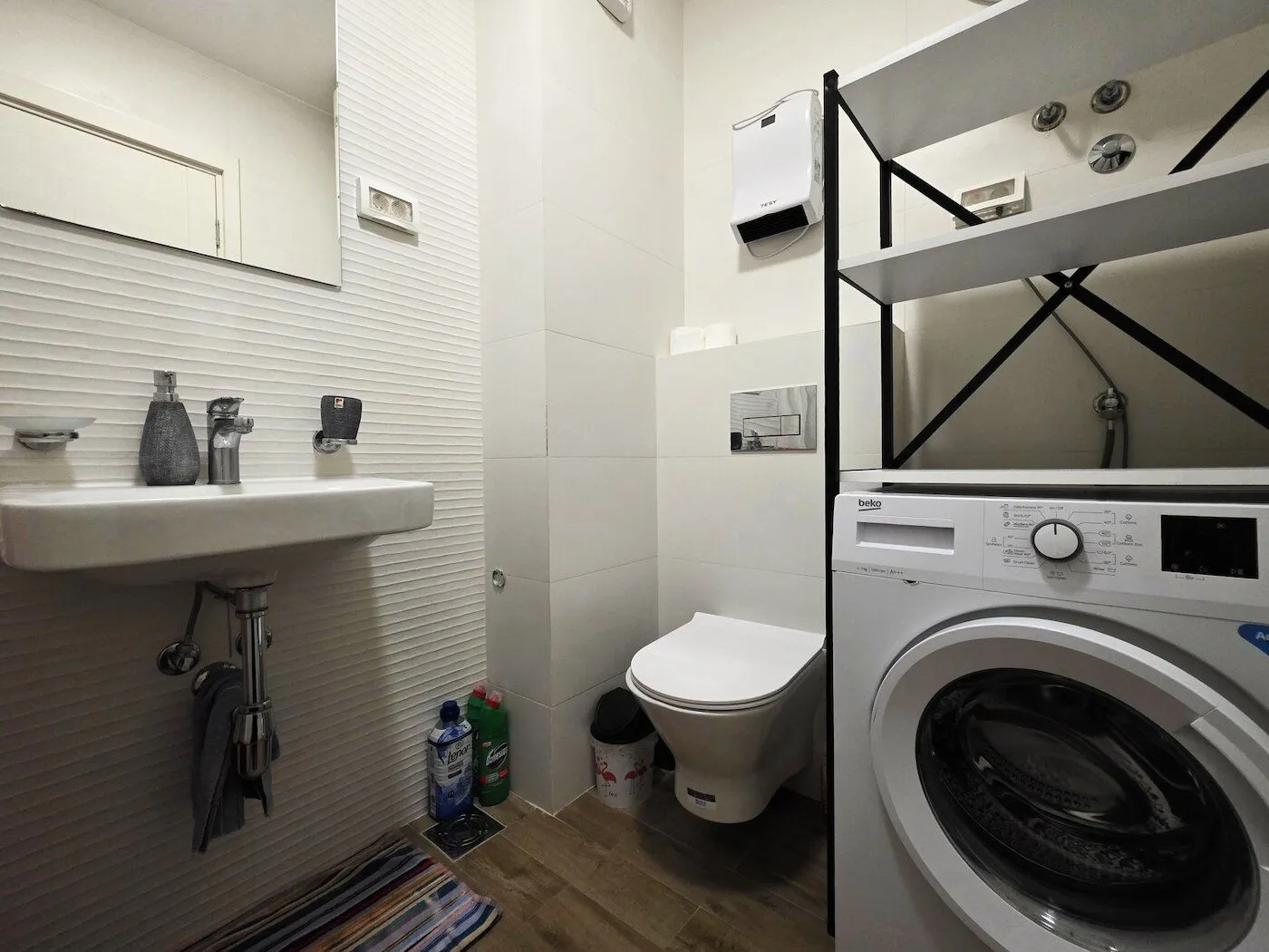 Izdavanje, stan, 41m², Pobrežje, Podgorica