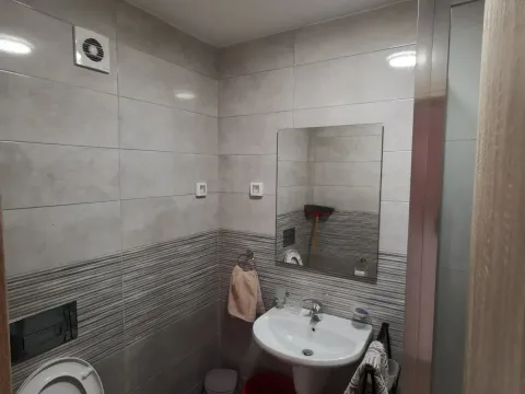 Rent, one bedroom apartment, 45m², Pobrežje, Podgorica - image 3