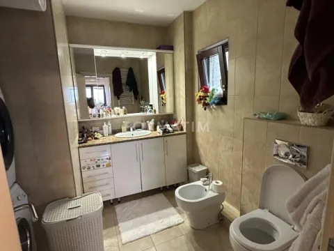 Izdavanje, trosoban stan, 89m², Stari Grad, Beograd - image 7